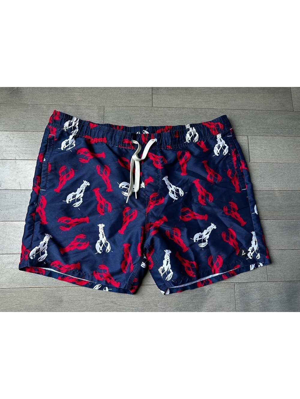 Sperry Men's Navy Blue Swim Trunks with Red and White Lobster Print Size XXL